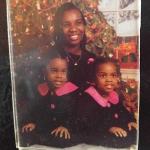 Meet your Posher, Leslie